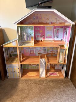 Huge Doll House - Great Condition