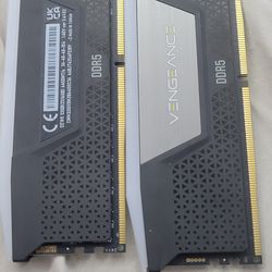 A pair of Corsair Vengeance Rgb (32GB) 6400mhz