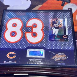 Chicago Bears Autographed Card And Jersey