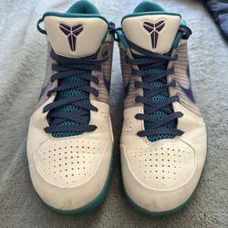 Nike Kobe 4 Draft Day Size 9.5 Authentic. 