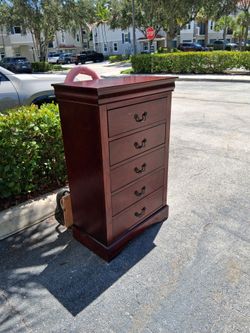 Dresser W31" D17.5" H48"