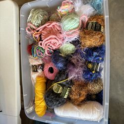Container of Mixed Yarn