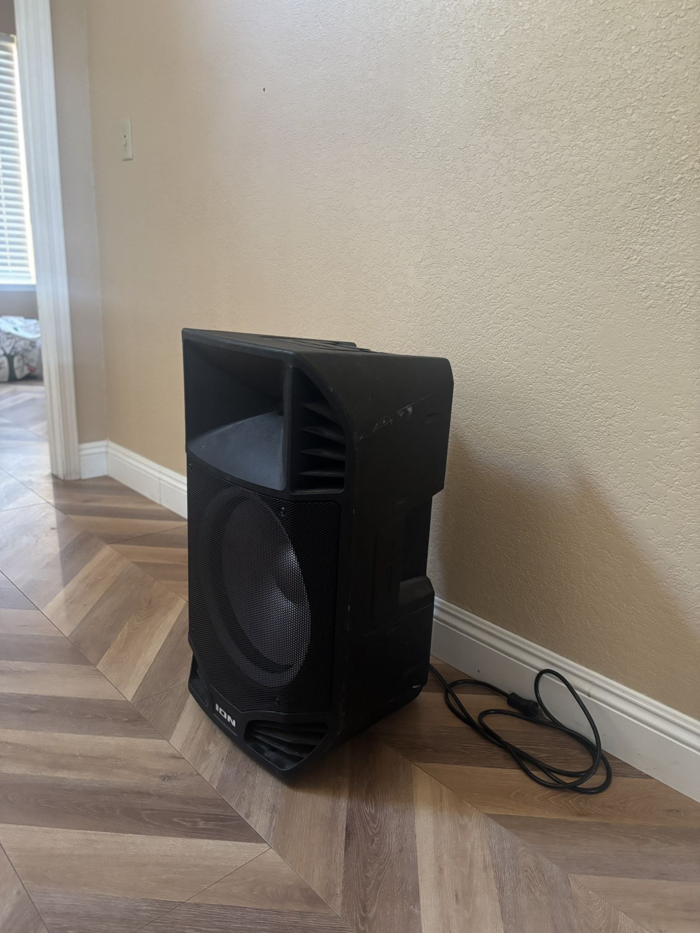 Total Pa Premier Ion SPEAKER