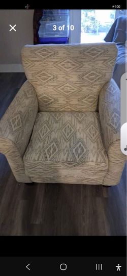 Corner/accent chair