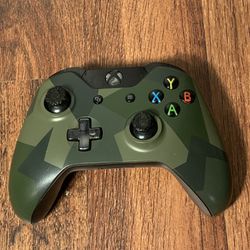 Xbox One Controller Camo edition 