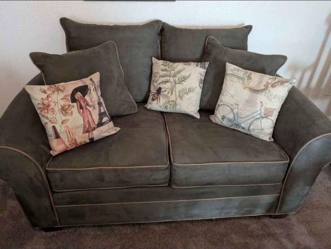 Kroehler sofa set $395 OBO