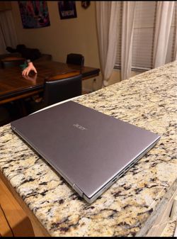 Laptop Computer