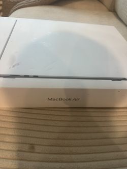 Mac Book Mint Condition