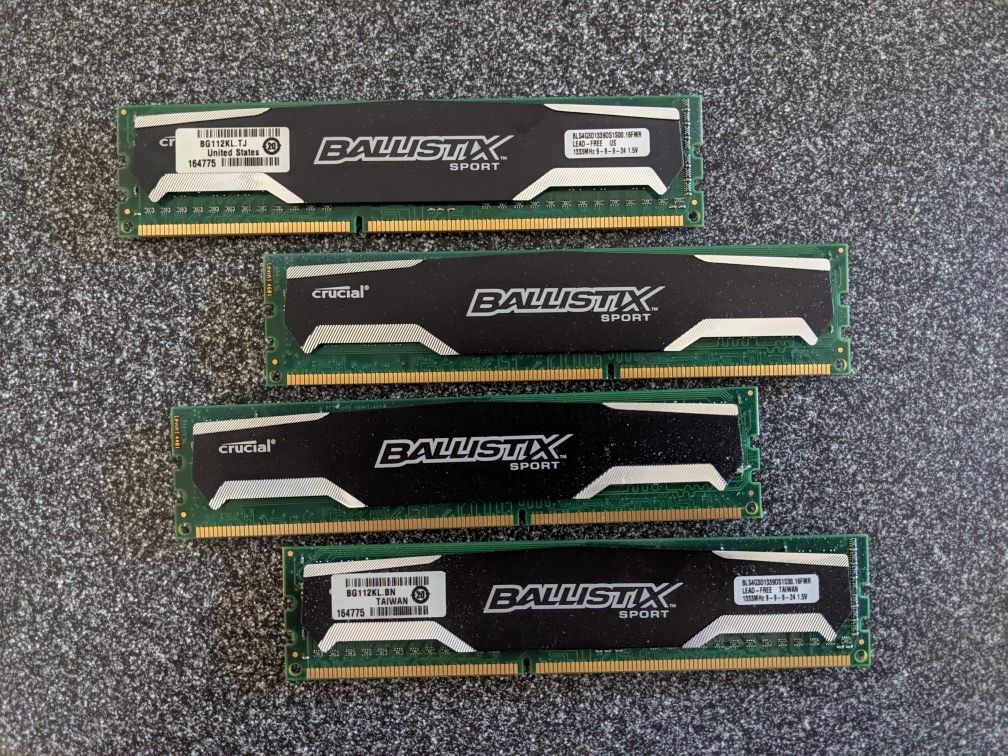 Crucial Ballistix Sport 16GB DDR3 PC3-12800 RAM (4x4gb) BLS4G3D1339DS1S00.16FMR