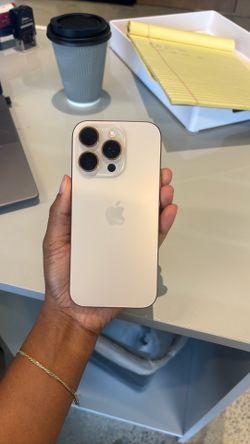 iPhone 16 Pro (White) - 256 GB