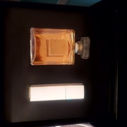 Chanel Perfume Signature Box 