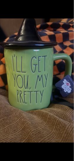 Wizard of Oz coffee mug with lid