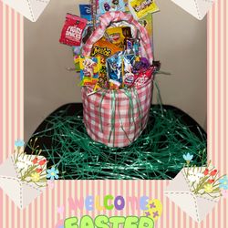 Tiny but mighty full of nice treats and little activities Tiny but mighty full of nice treats.
