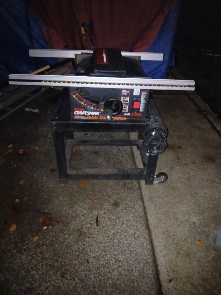 Craftsman table saw.