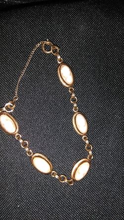 Vintage Cameo bracelet