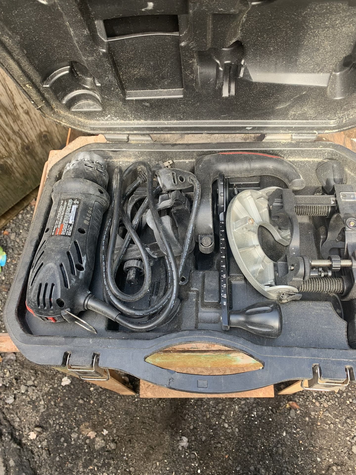 Craftsman Router