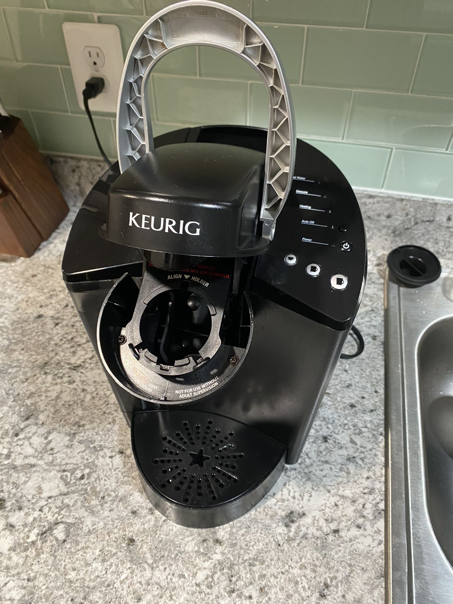 Keurig coffee maker + K-cup holder