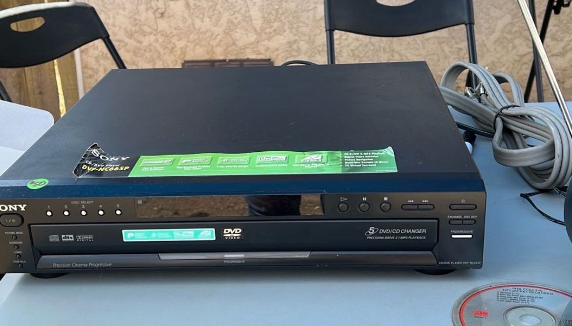 Sony 5 Disc CD DVD player