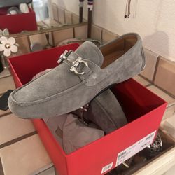 Ferragamo casual shoes sz 10