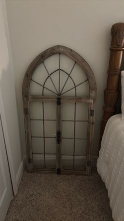 Gothic arch large