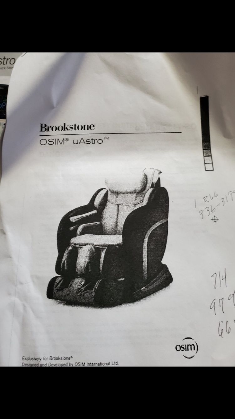 Massage Chair Brookstone OSIM uAstro for Sale in Orange, CA OfferUp