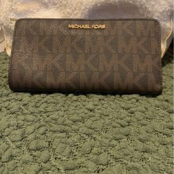 Michael Kors Hand Wallet