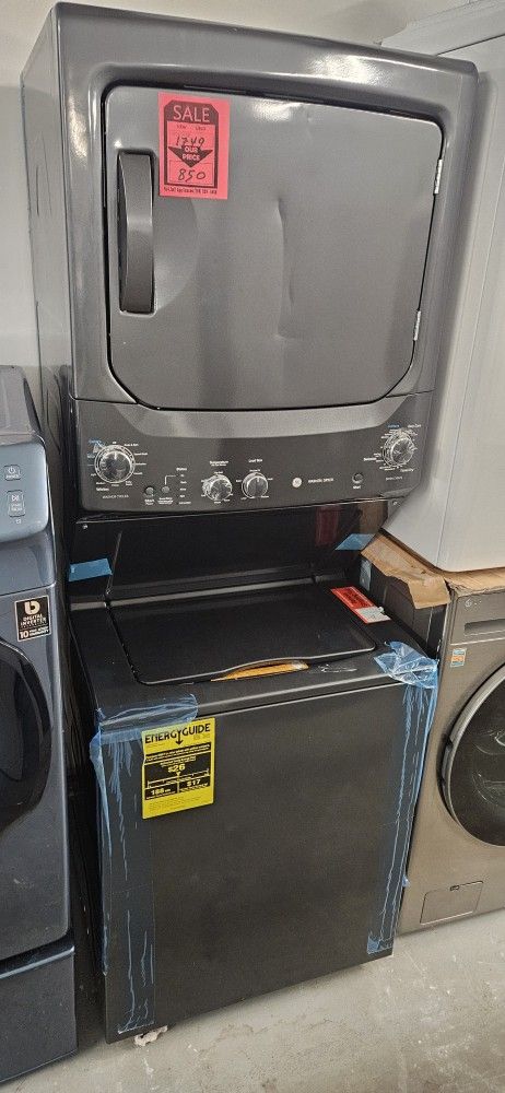Brand New Scratch And Dent Frigidaire Stackable Washer And Dryer