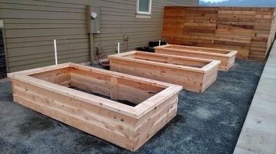 Custom made privacy wall Garden bed raised elevated planter box with legs 3 4 5 6 ft long cedar redwood