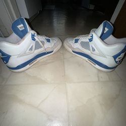 Jordan 4 Military Blue