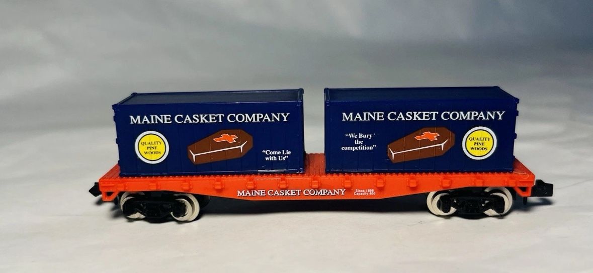 Vintage N Scale Model Power Maine Casket Company Flat With 2 Containers Trains