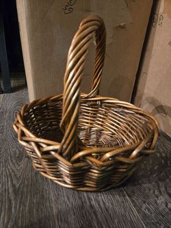 Wicker basket
