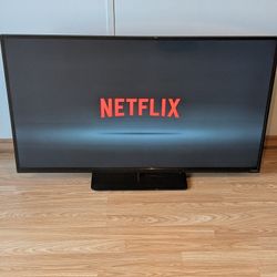 37 "1/2   X  22" Vizio TV. 