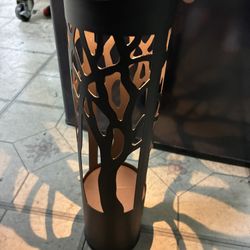Tommy Bahama LED Solar Bollard Light Tree Design