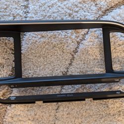 2019 2020 Hyundai Elantra Radio Dash Bezel