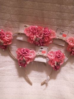 3$ Each 💖💗💘 JUSTICE Beautifully decorated Headband. Hot Pink Flowers With Pearls. Gold Toned Glitter Headband