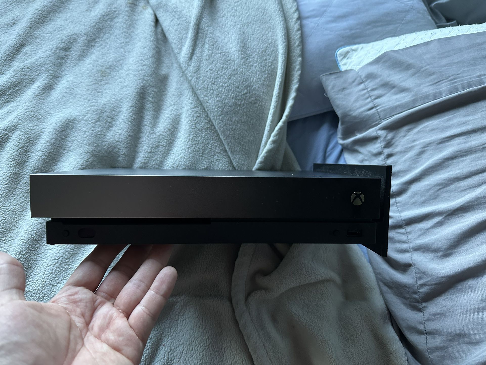 Xbox One X Taco Bell Editition