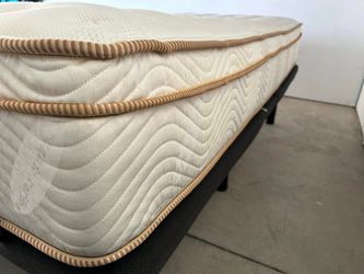 Saatva, Saatva Classic Mattress, Luxury Firm, 11.5", Twin, Like New