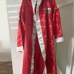 Supreme Everlast Robe Size Xl