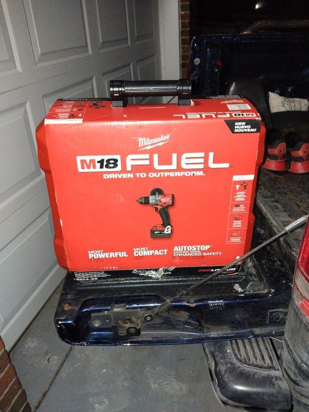 Milwaukee M18 Hammer Drill/Driver ½in Drive