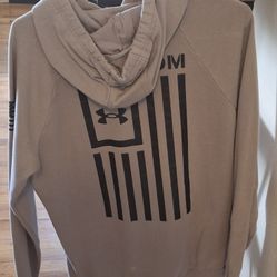 Mens Gray Under Armour Freedom Hoodie Size Small