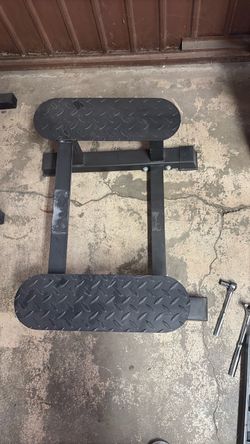 Titan fitness t-bar row platform.