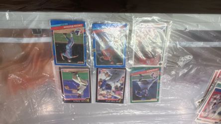 I'm selling American football cards in which you can send me messages they are old