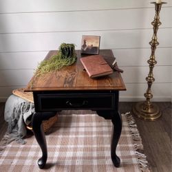 ✨ Refinished Solid Oak Queen Anne Side Table ✨