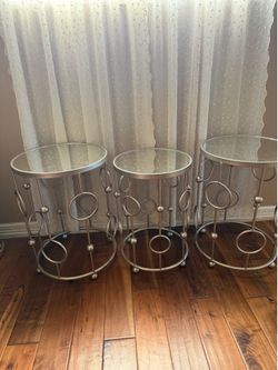 SIDES TABLES MIRRORED TOP