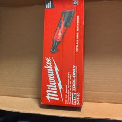 Milwaukee M12 3/8 Ratchet