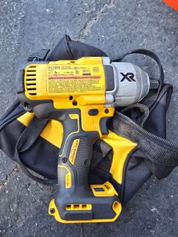 DeWalt DCF899 20V XR Brushless Impact Wrench