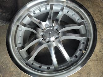 19" New MERCEDES BENZ GLE350 Wheels With PIRELLI Tires