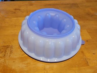 Vintage Tupperware Lavender & Purple #1202 Jel-Ring Jello Mold Piece Set EUC