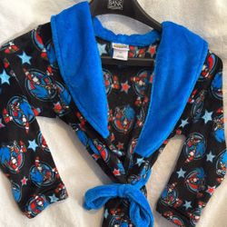 Boys Sonic Size 8 Fleecy Robe. If It's Posted It's Available 