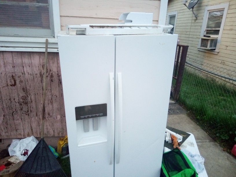 Whirlpool Refrigerator